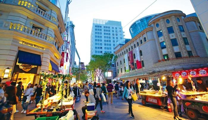 Shinsegae *